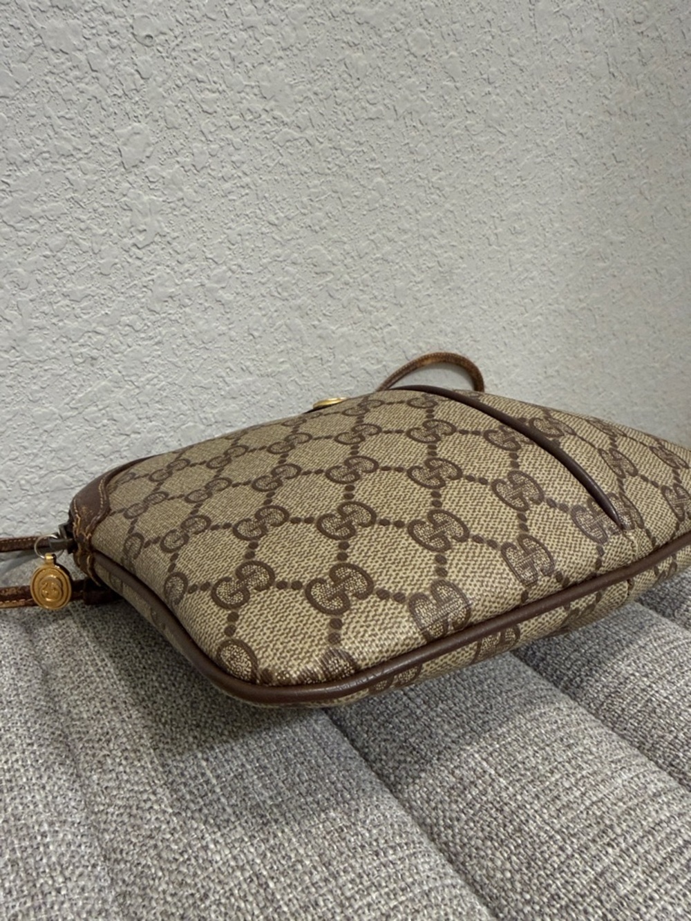 Gucci Beige/Brown GG Canvas Crossbody with Green-Red Web - Picture 5 of 11